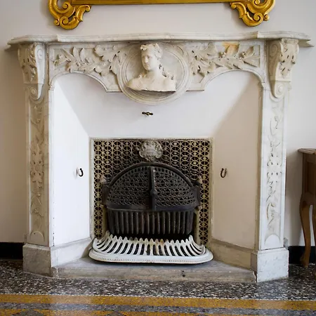 Bed & Breakfast 2's Genoa