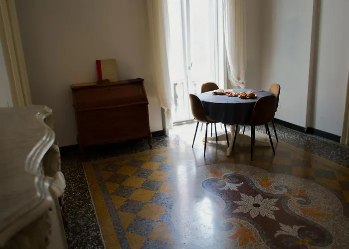 2's Bed & Breakfast Janov